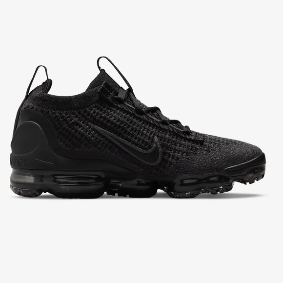 Nike Shoes - Nike Air VaporMax 2021 FK Triple Black (GS) Shoes    -    Size: 7Y /  Women  8.5